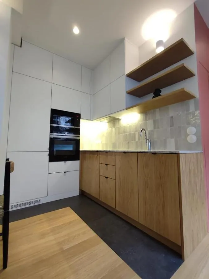 Suite Confortable Sur Le Canal Saint-Martin / Republique パリ 0*,